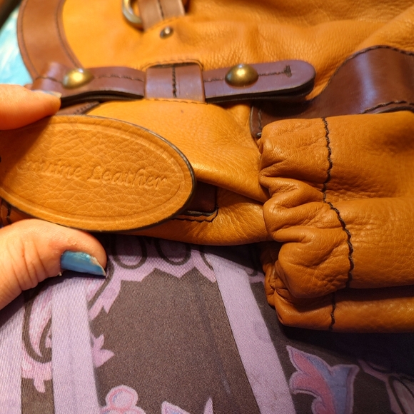 PURE LEATHER HANDBAG THATS MORE TAN - Picture 5 of 5